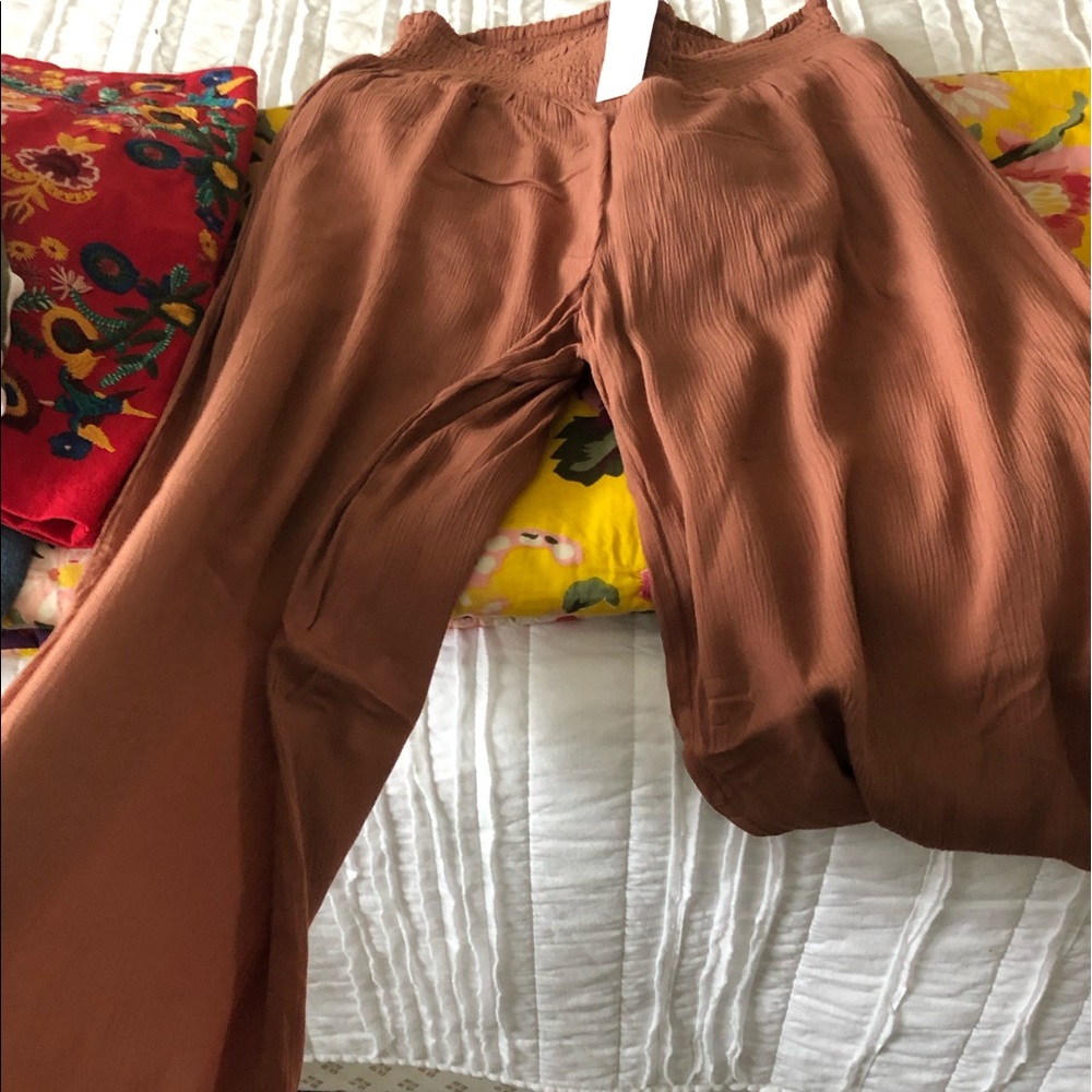 Loose pants